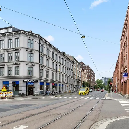 Spacious And Exclusive In The Centre